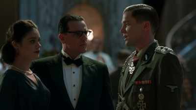 I was just saying how
[indistinct] looks stunning. - Passport to Freedom