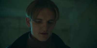 I just think that maybe
it's not a good idea anymore. - The Darker the Lake