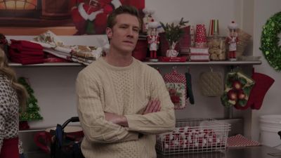 I just think we'd feel
better if you could help - Christmas Wreaths and Ribbons