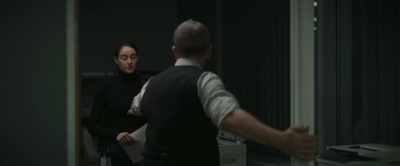 I was just trying to help.
You were on the phone, and... - To Catch a Killer