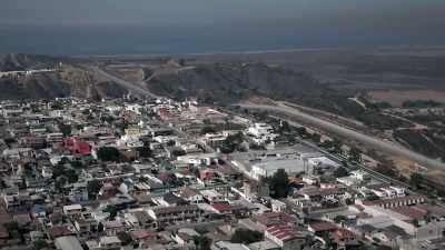 I just turned the lights, - Unidentified: Inside America's UFO Investigation