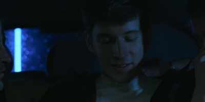 - I just want to go home.
- Moritz, it's okay. Let's just talk. - Drifter
