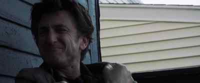 I just want to hug her one more time. - Mystic River