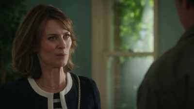 - I just want to
be absolutely clear - Five Bedrooms