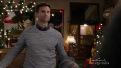 I just wanted to get my chair. - A Merry Christmas Match