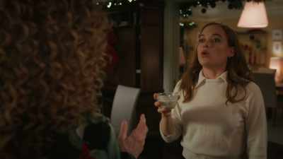 I just wanted to get
everybody a little taste - Zoey's Extraordinary Christmas