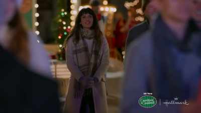 I just wanted
to remind everyone, - When I Think of Christmas