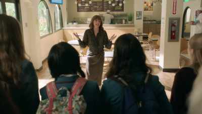 I just word that, Charlotte,
our Beth Macbeth, - Big Shot