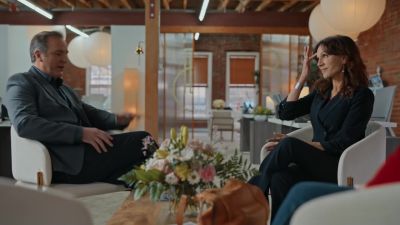 I keep it here in my briefcase, - Aurora Teagarden Mysteries: Death at the Diner