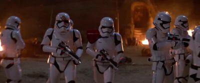Keep moving! - Star Wars: Episode VII   The Force Awakens