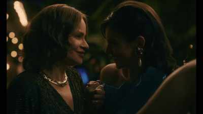 ♪ I keep telling you baby ♪ - Griselda