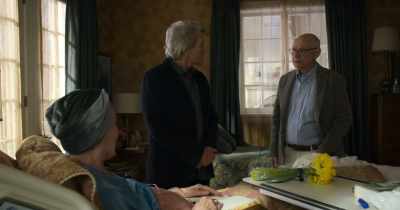 I keep telling him to sleep upstairs,
but he doesn't listen. - The Kominsky Method