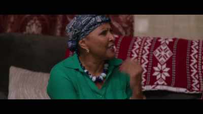 -I keep telling them that.
-[Roxy laughs] - Holiday Rush