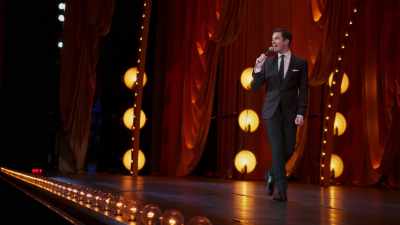 I keep walking through cold spots
being like, - John Mulaney: Kid Gorgeous at Radio City