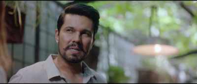 I kept the farce going, spoke the
same romantic dialogue. - Love Aaj Kal