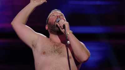 "İki elle." - Bert Kreischer: Secret Time