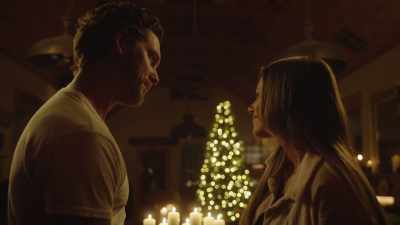 I kinda... I kinda
don't wanna leave. - A Cowboy Christmas Romance