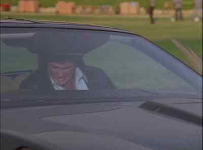 KITT: Billy, I cannot get
any response from Michael. - Knight Rider