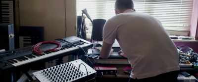 I knew all the cool stuff,
all the rock - The Rise of the Synths