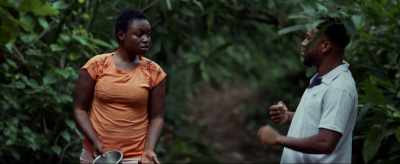-I knew I was going to meet you here.
-I hope there's no problem? - Miss PJ