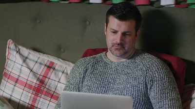 - I knew my
sister really needed me - Christmas Lover's Anonymous