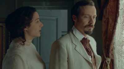 I knew Santiago would be
looking for me, so... - Grand Hotel