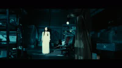 I knew your sisterShe was a homicidal bitch - Resident Evil: Extinction