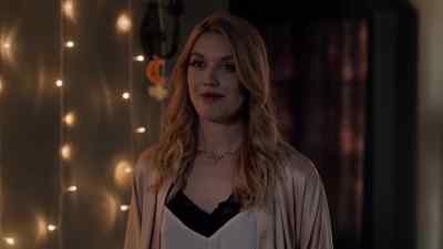 I knew if you got a
chance to know me, - A Model Murder