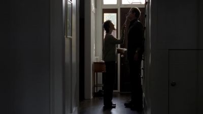(knocking at door) - The Walking Dead