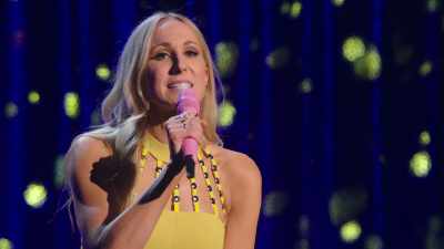 I know a couple that actually
do have old souls - Nikki Glaser: Good Clean Filth