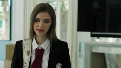 I know about embarrassing
scenes, that's why I'm here. - My Terrorized Teen