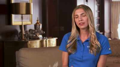 I know Aesha is doing her best, - Below Deck Down Under