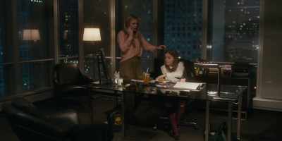 - I know.
- AND THE CHILDREN, MY GOD... - The Undoing