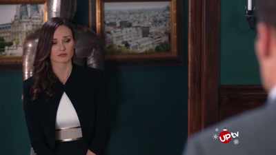 I know you can't see. - Christmas with a Prince: Becoming Royal