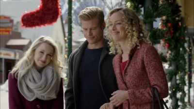I know that couple
just got engaged. - Marry Me at Christmas