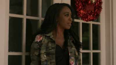 I know she didn't...
Could she... - Christmas Belles