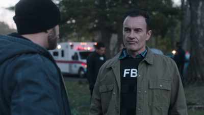 - I know.
Don't stop being you, Kenny. - FBI: Most Wanted