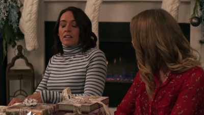 I know, I just
can't help myself. - Spotlight on Christmas