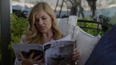 - I know, I know.
I just--I don't know. - Dirty John
