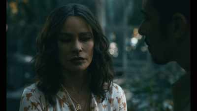 I know who I'm with. - Griselda
