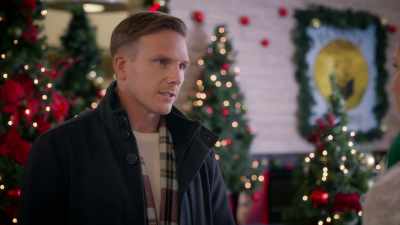 I know it was a violation
of your trust, - Meet Me Under the Mistletoe