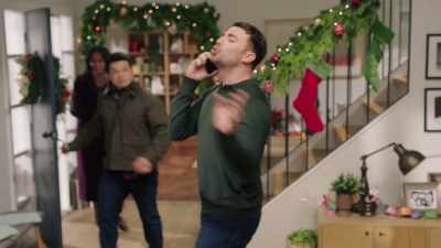I know, but it's
Christmas Eve!! - Season's Greetings from Cherry Lane