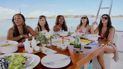 - I know, it's okay!
It's okay. I get that. - The Real Housewives Ultimate Girls Trip