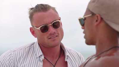 ‐I know, man. Like, she come
out of nowhere really, innit?
‐TOM: Yeah. - Love Island