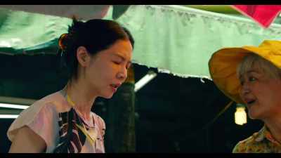 - I know. No rush. I told you...
- I'll never be your son's girlfriend. - Dear Ex