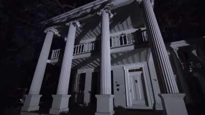 I know this place
looks like somewhere - Ghost Brothers: Lights Out