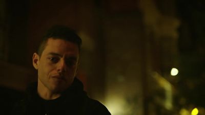 - I know. - Mr. Robot