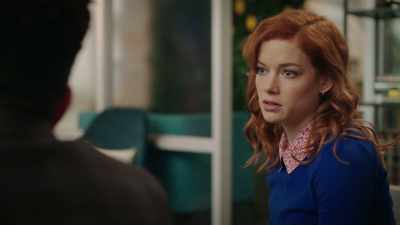 - I know she's not responsible
for my father killing himself, - Zoey's Extraordinary Playlist