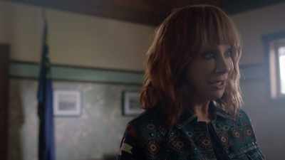 I know my sister and she swears - Reba McEntire's The Hammer