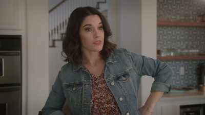 - I know that this is
all very confusing. - Hiding from My Husband
